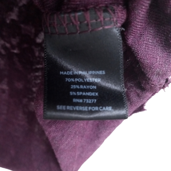 Geo Floral Embossed Top Simply Vera Wang Lightweight Short Slve.Office Casual 0X - Picture 7 of 8